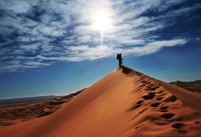 пустыня, человек, солнце
