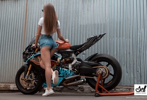 yulia gerasimova, women, model, brunette, jean short, ass, motorcycle