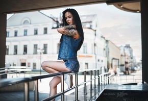 Anastasia Rozhdestvenskay, women, model, black hair, ass, sitting, jean sho ...