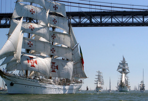 корабли, парусники, мост, люди, лодки, залив, красиво, флаг, Португалия
