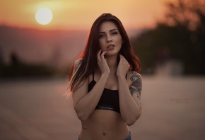 women, black tops, portrait, belly, sunset, tattoos, depth of field, pierced navel, Calvin Klein