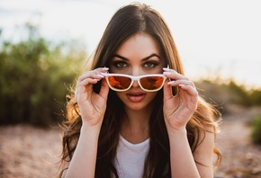 women, portrait, sunglasses, women with glasses, women outdoors, depth of field