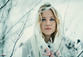 women, blonde, portrait, depth of field, snow, Istvan Harom