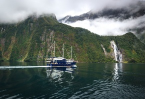 фото, природа, Новая Зеландия, фьорд, горы, водопад, корабль, красиво