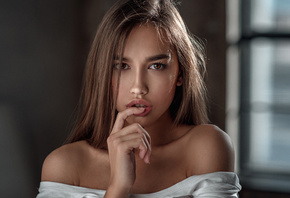 Anastasia Lis, women, face, portrait, finger on lips, depth of field, Georgy Chernyadyev