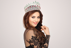 Urvashi Rautela, face, girl, eyes, brunette, , actress, smile, pretty, hair, sexy, , celebrity, bollywood, pose, beauty, cute, , model, indian, , lips, beautiful