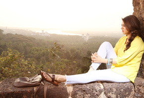 legs, face, girl, Hansika Motwani, eyes, brunette, , actress, pretty ...