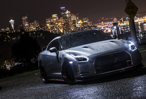 ����������, Nissan, GT-R
