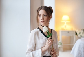 Xenia Kokoreva, Ksenia Kokoreva, Maxim Maximov, choker, rose, portrait, looking away