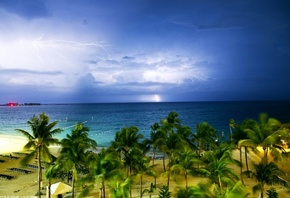 Природа, молния, гроза, тучи, горизонт, пальмы, пасмурно, молнии, песок, пляж, побережье, море, тропики, багамские острова