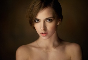 Victoria Lukina, Maxim Maximov, women, portrait, face, simple background, bare shoulders