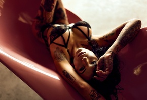 women, Miro Hofmann, black lingerie, tanned, tattoo, lying on back