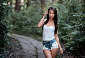 women, depth of field, smiling, trees, red nails, jean shorts, portrait, br ...