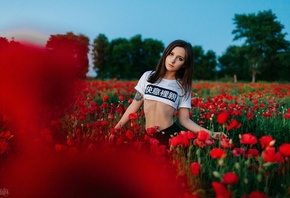 women, portrait, belly, T-shirt, women outdoors, tattoo, depth of field, flowers