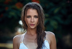 women, face, portrait, freckles, wet hair, water drops, depth of field