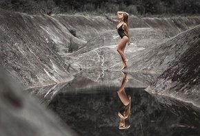 women, blonde, tanned, black lingerie, ass, water, reflection