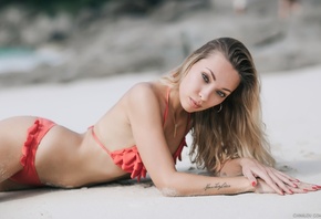 women, tattoo, red bikinis, blonde, depth of field, sand, red nails, tanned, lying on front
