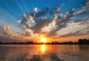озеро, небо, облака, закат, волны, отражение, солнце, лучи, Андрей Кобыща