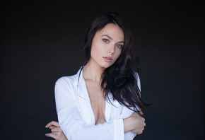 women, face, portrait, simple background, arms crossed