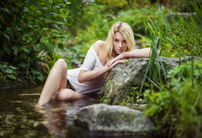 women, blonde, river, depth of field, black panties, women outdoors, water drops