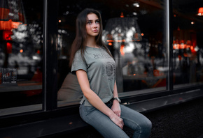 women, portrait, T-shirt, jeans, sitting, glass, reflection, looking away