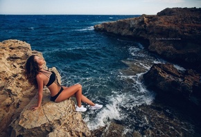 women, tanned, Igor Malakhov, sea, sitting, sneakers, rocks, closed eyes, women outdoors