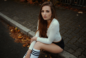 WOMEN, JEAN SHORTS, choker, sitting, white stockings, portrait, leaves