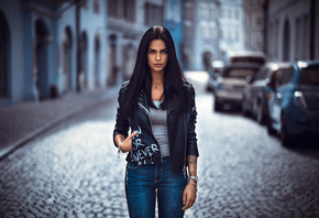 women, Marlen Valderrama Alvarez, tanned, leather jackets, necklace, jeans, depth of field, women outdoors, tattoo