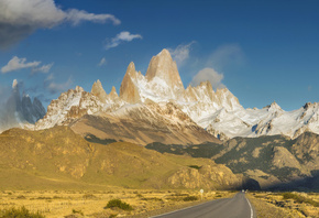 дорога, горы, вершины, голубое небо, фицрой, патагония, аргентина, Андрей Чабров