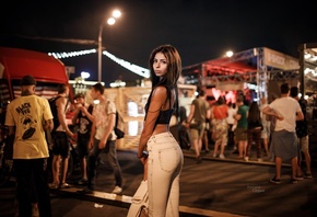 women, tanned, portrait, women outdoors, jeans, depth of field