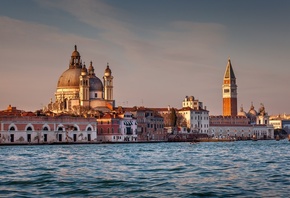 Санта-Мария-делла-Салюте, Венеция, Италия, закат, Гранд-канал, Дорсодуро, барокко, туризм, достопримечательности Венеции