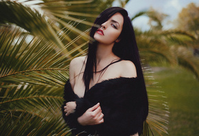 women, portrait, depth of field, fur, women outdoors, long hair, red lipstick