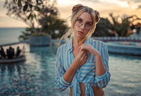 Ksenia Kokoreva, women, hairbun, portrait, depth of field, blonde, women outdoors