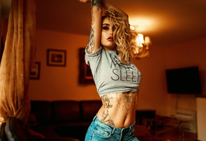 women, blonde, portrait, belly, tattoo, arms up, red lipstick, T-shirt, wavy hair, pierced navel, brunette