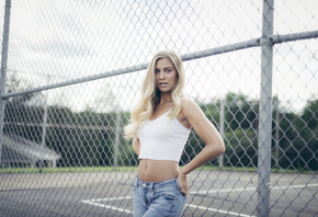 women, blonde, belly, tanned, blue eyes, jeans, pierced navel, depth of field, women outdoors