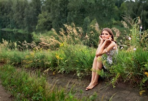 девушка, на природе, высокая трава, фотограф, наталья меньтюгова
