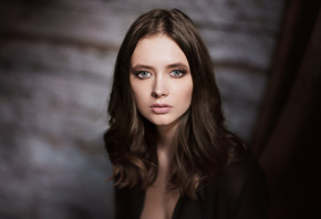 Disha Shemetova, green eyes, portrait, pink lipstick, Maxim Maximov, face
