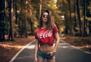 women, Sara Tessitore, tanned, road, trees, Martin Kuhn, Coca-Cola, T-shirt ...