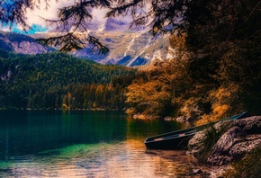 Италия, природа, пейзаж, горы, озеро, деревья, осень, камень, лодка