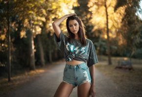 women, Laura Franziska, Martin Kuhn, portrait, trees, jean shorts, road, wo ...