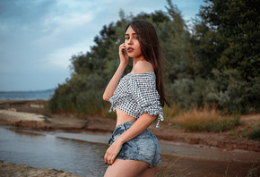 women, jean shorts, brunette, women outdoors, portrait, black nails, river, ...