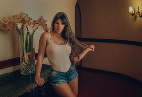 women, Judit Benavente, tanned, jean shorts, portrait, red nails, long hair ...