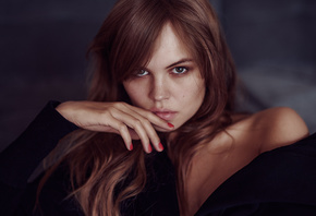 women, Anastasia Scheglova, red nails, portrait, finger on lips
