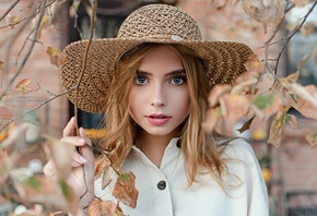 women, blue eyes, pink lipstick, hat, blonde, portrait