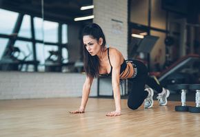 women, gyms, fitness model, sportswear, sneakers, black clothing, painted nails