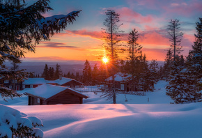 зима, солнце, снег, деревья, пейзаж, закат, природа, дома, ели, Норвегия, с ...
