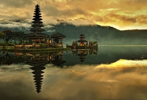 вода.Индонезия.Бали.остров.озеро, храм