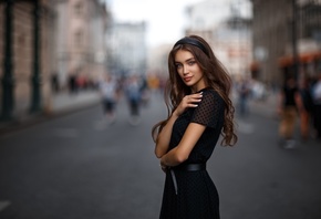 women, brunette, black dress, women outdoors, belt, hairband, smiling, depth of field