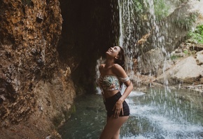 women, smiling, waterfall, ass, jean shorts, wet hair, wet body, wet clothi ...