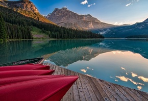 лес, пейзаж, горы, природа, озеро, отражение, лодки, причал, склон, Канада, ...